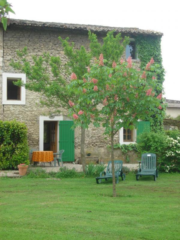 Mas Le Pont Des Aubes Bed & Breakfast ลีล-ซูร์-ลา-ซอร์ก ภายนอก รูปภาพ